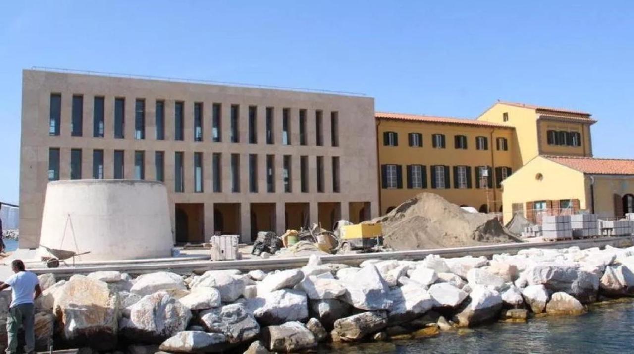 Casamieli, Nuovo, Vicino Al Porto Al Mare E Al Centro Apartment Livorno Bagian luar foto